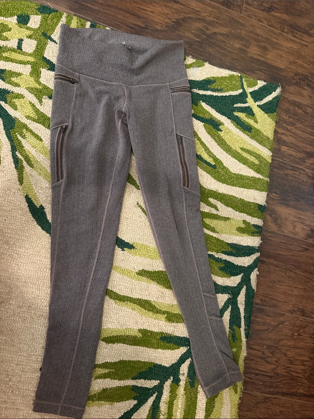 Womens athleta herringbone purple yoga pants.